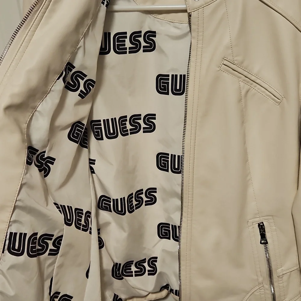 GUESS Faux Leather White Moto Jacket - Picture 6 of 8